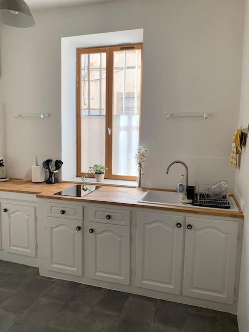 Le Petit Cocon Nimois Appartement Nîmes Buitenkant foto