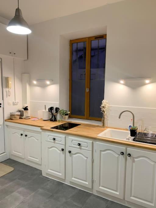 Le Petit Cocon Nimois Appartement Nîmes Buitenkant foto